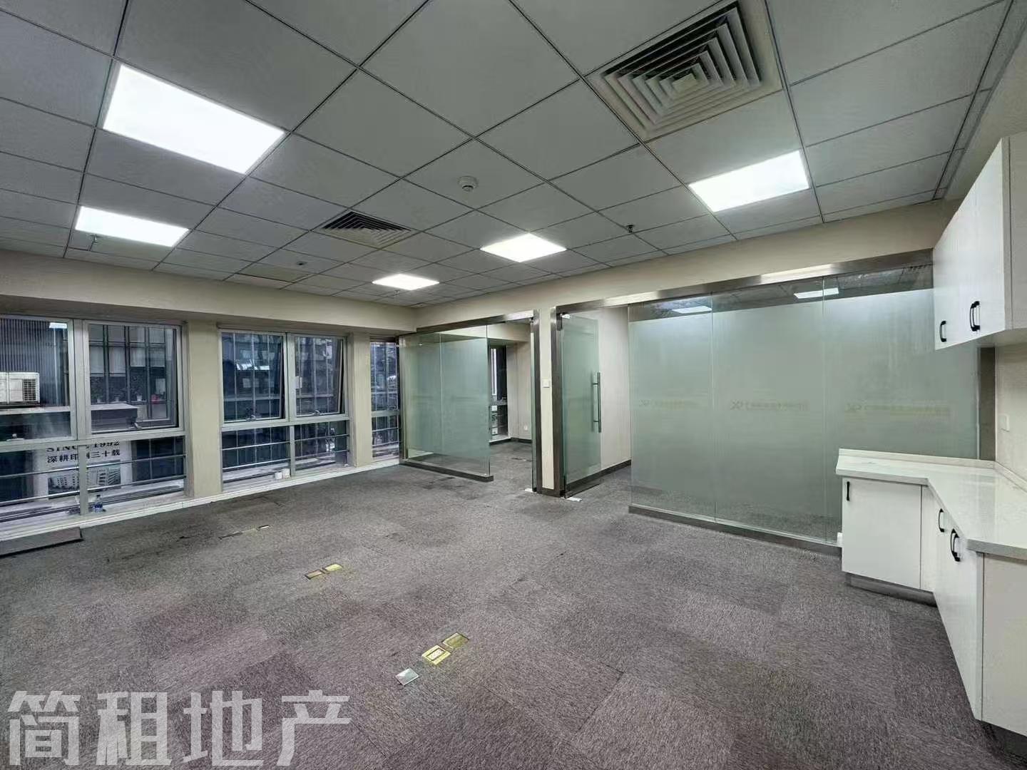 宝安中心区 荣超滨海大厦 精装103平 2+1格局 户型方正 双面采光
