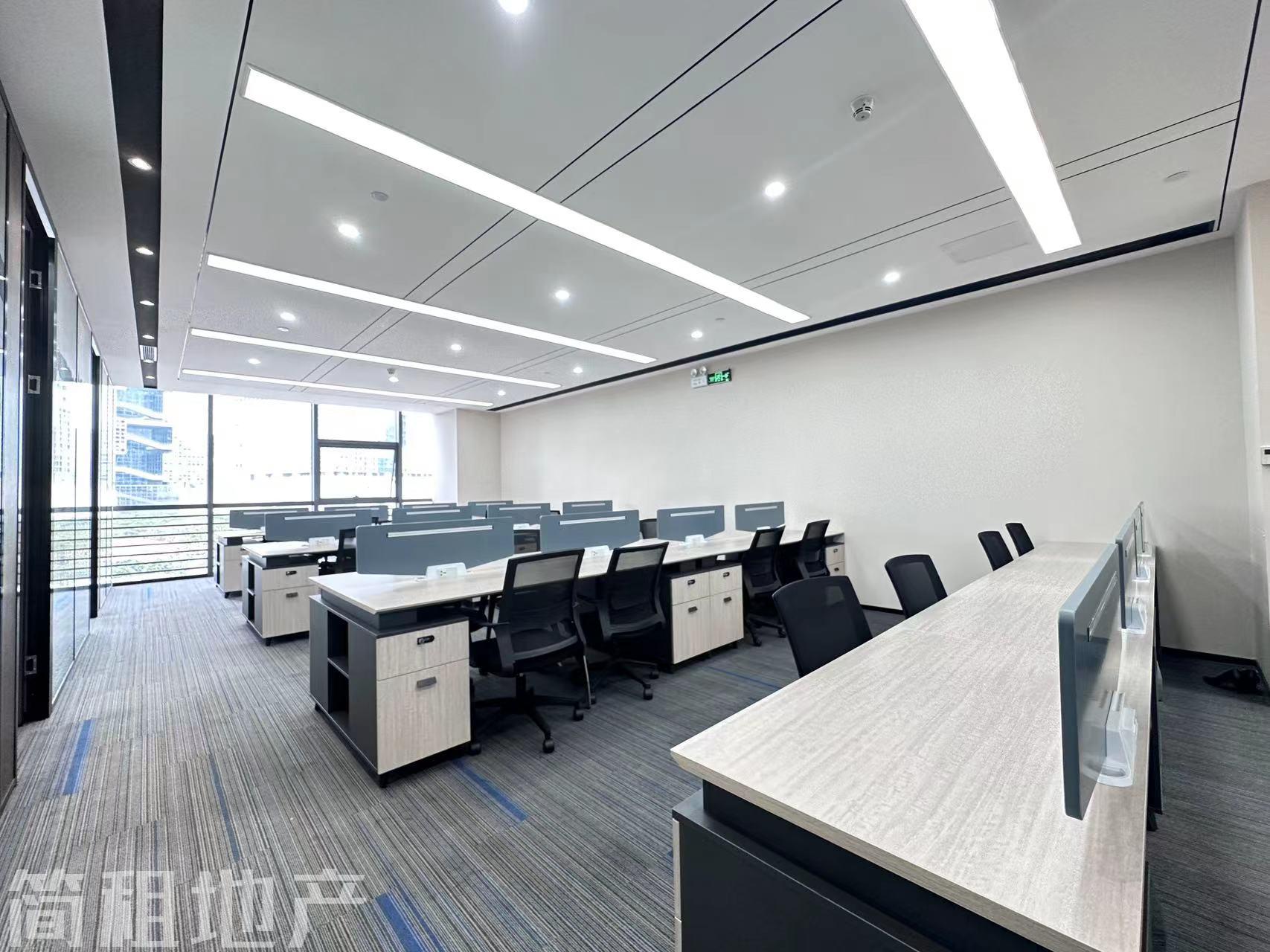 带家具 户型方正 大小均有 近地铁 金迪世纪大厦