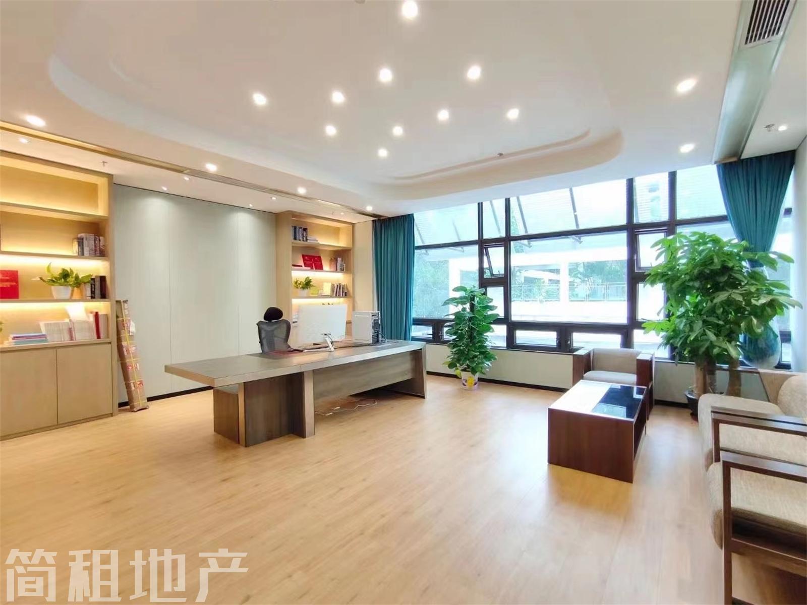 整层带家具 大隔间 装修精致 软件产业基地