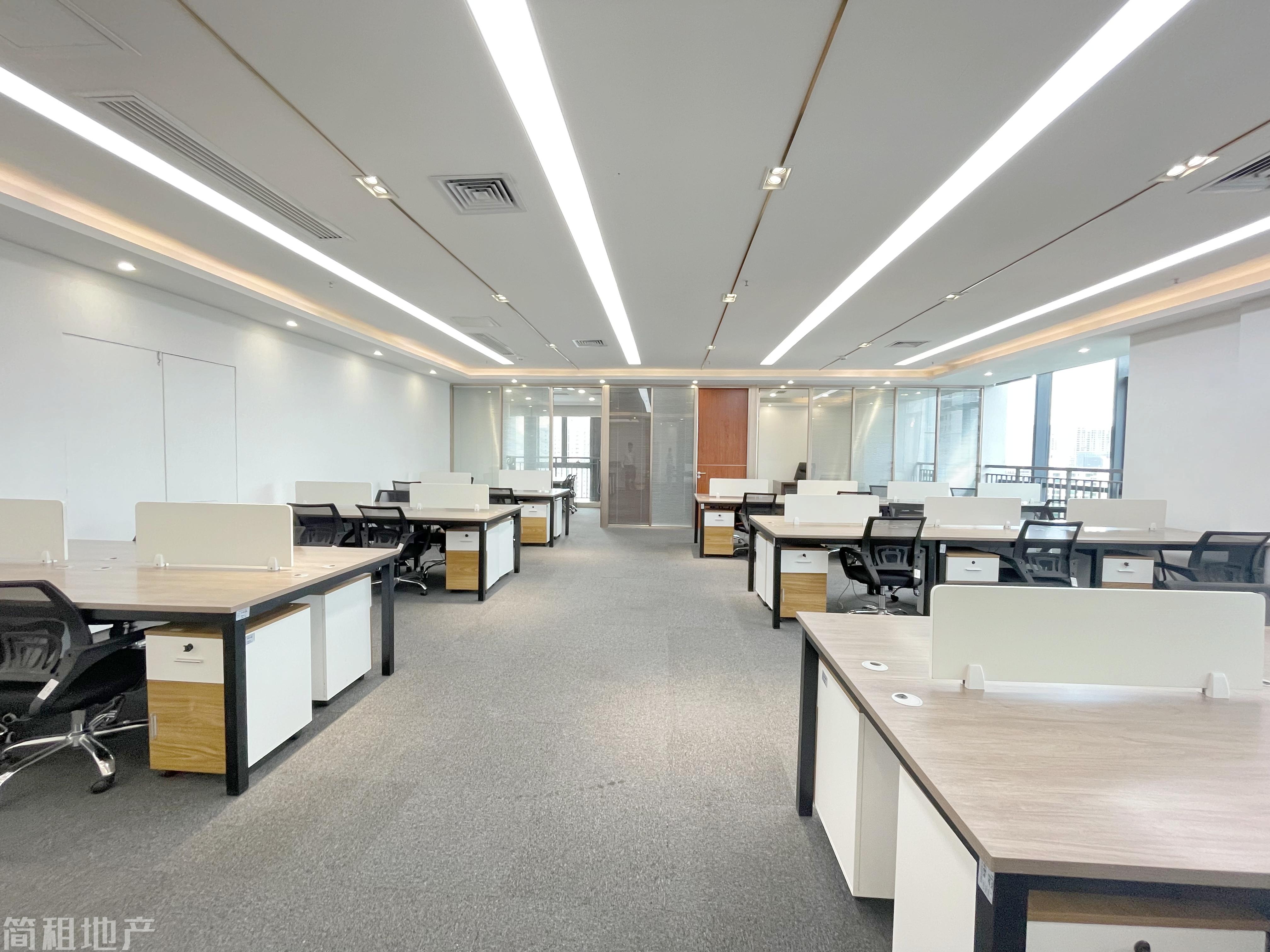 近地铁 精装带家具 大小均有 健兴科技大厦