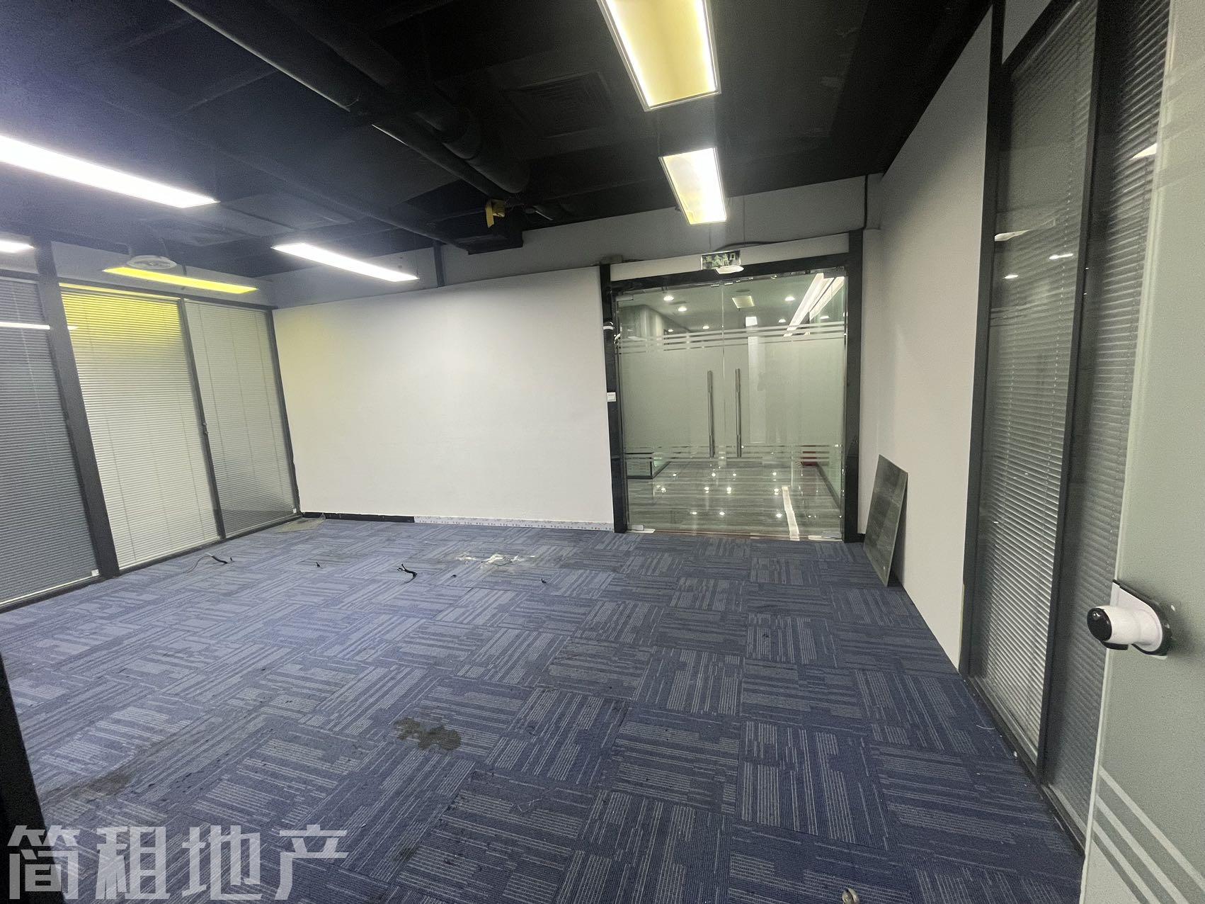 龙华 一手业主直租 7成实用率 精装修双地铁口 拎包办公_简租地产