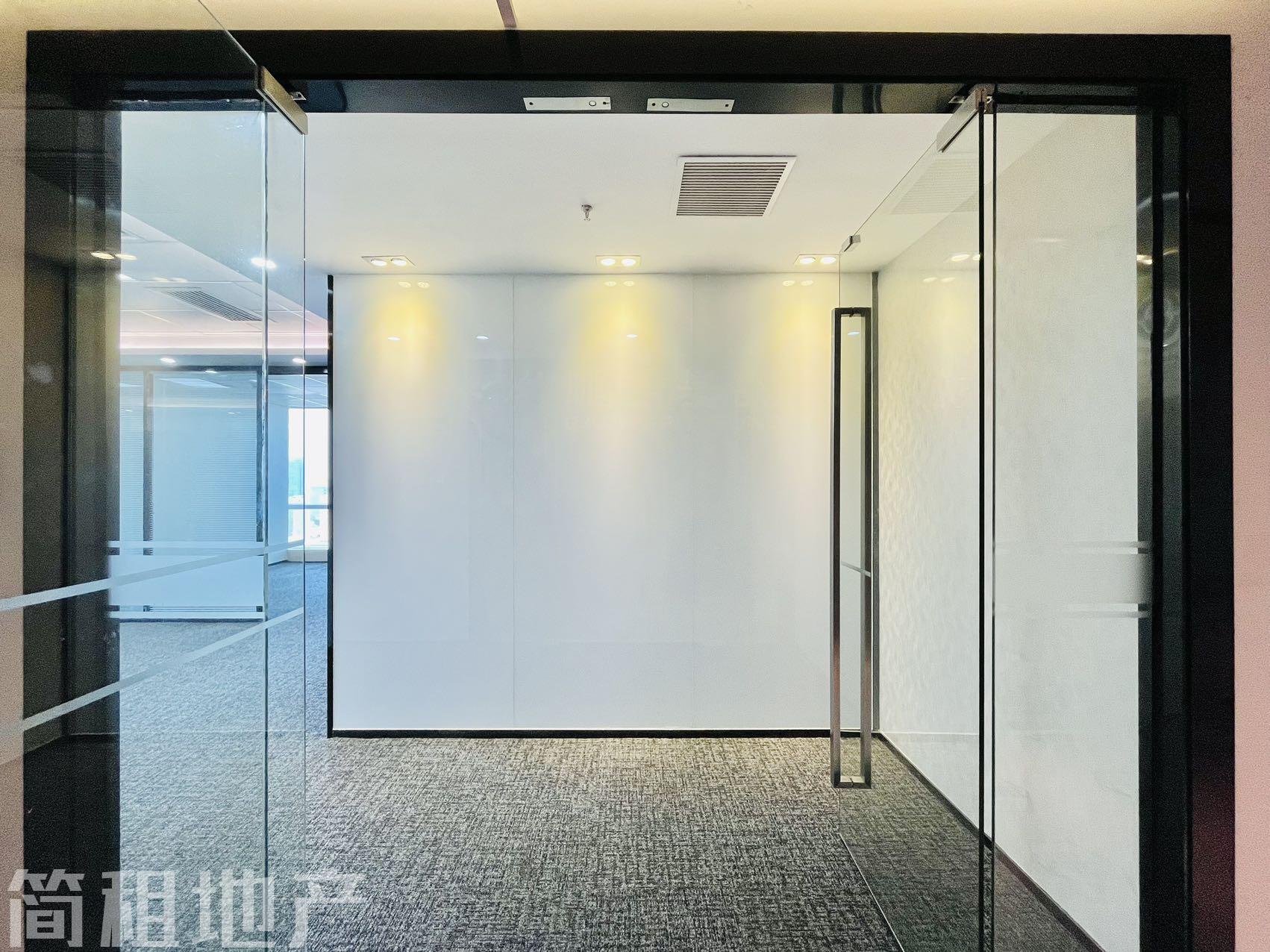 户型方正 大小均有 地标建筑 中洲控股中心 带共享配套 配套成熟_简租地产