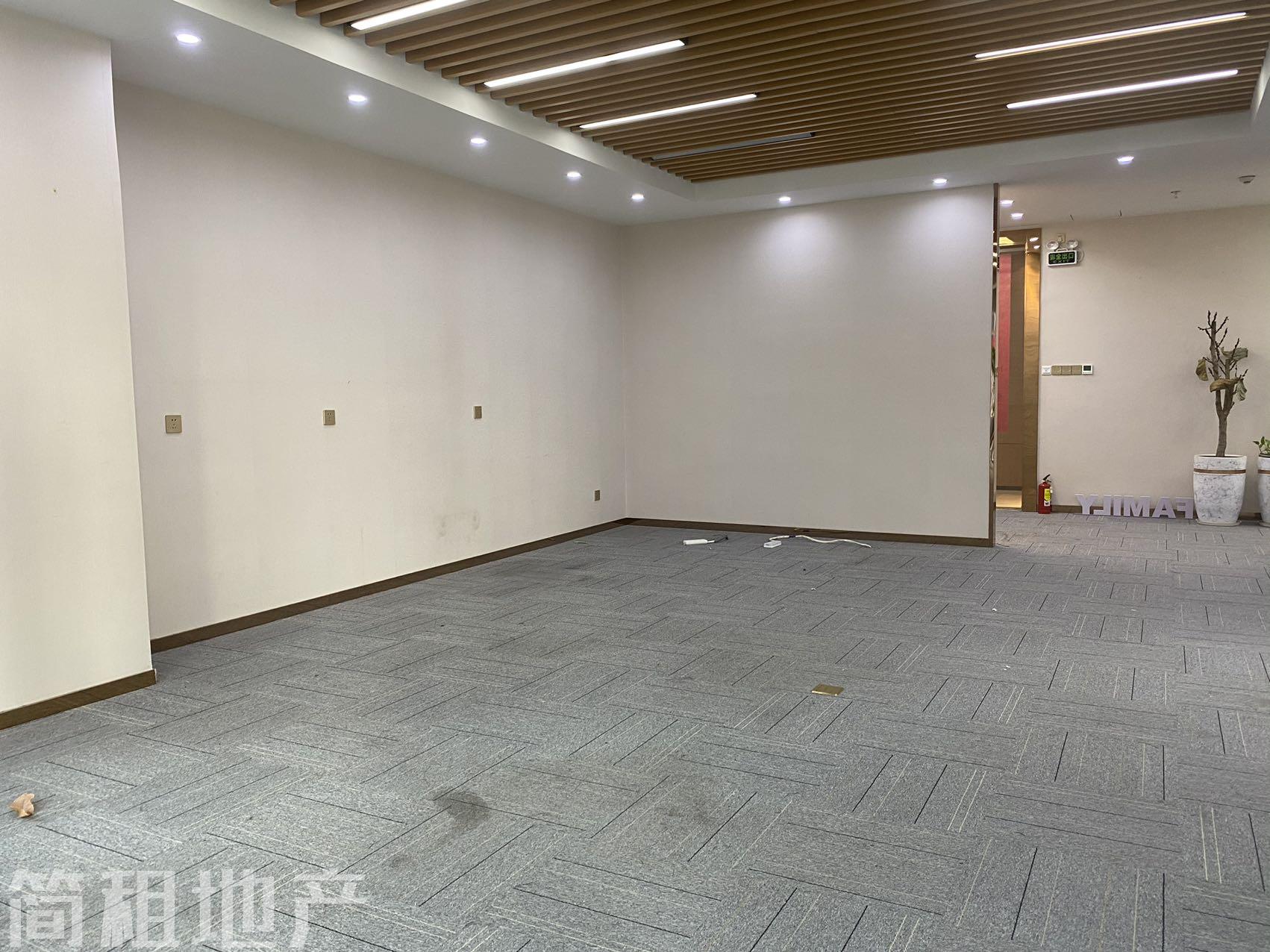户型方正 诚意出租 一手直租 房产证面积 卓越前海壹号 周边配套成熟_简租地产