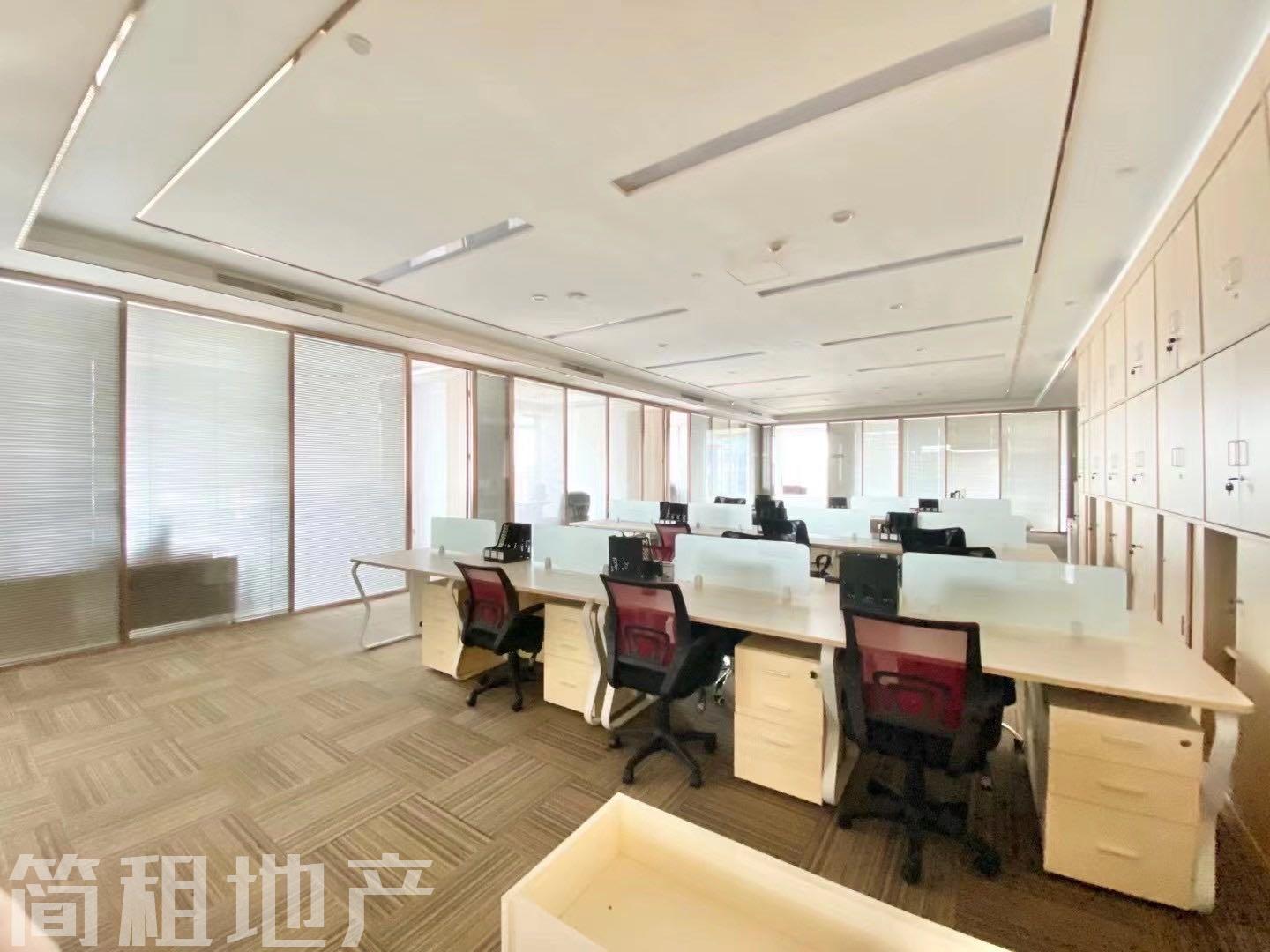 正电梯口 带家具 一手直租 房产证面积 卓越前海壹号 周边配套成熟_简租地产