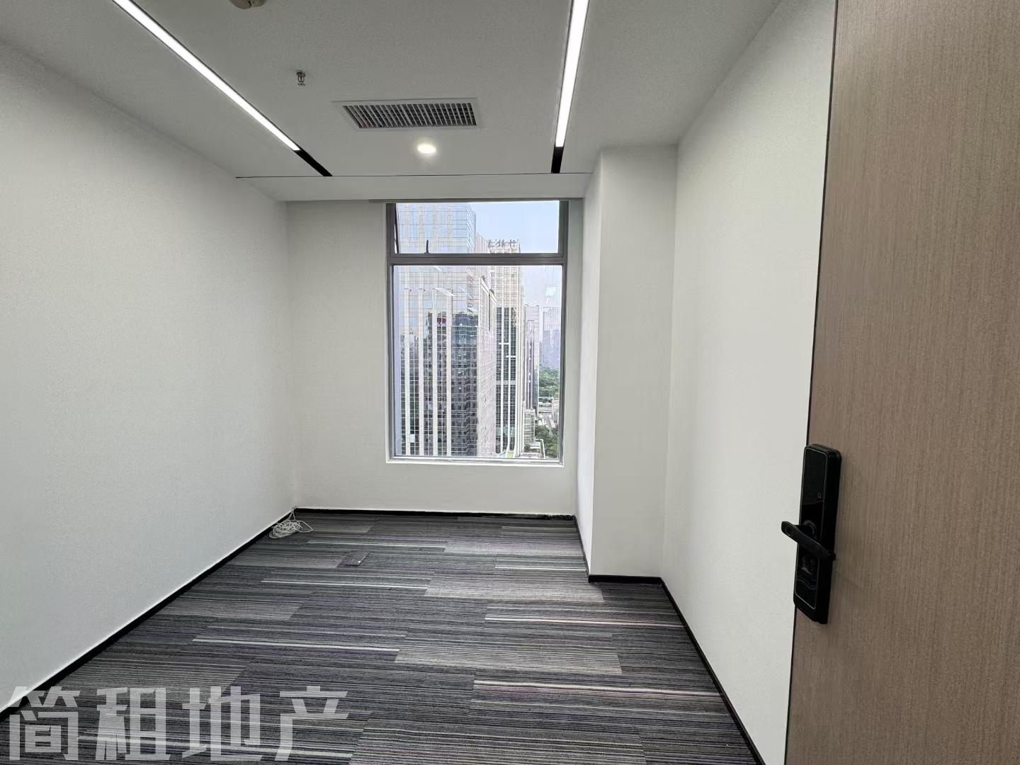 卓越大厦 精装368平 5+1格局 东南向 地铁口 带家私拎包入驻办公_简租地产