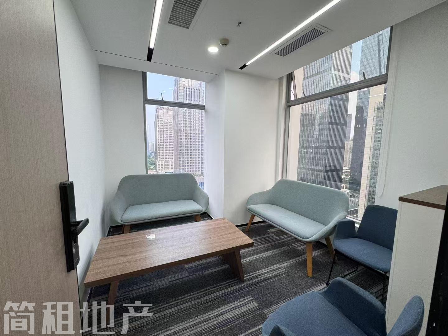 卓越大厦 精装368平 5+1格局 东南向 地铁口 带家私拎包入驻办公_简租地产