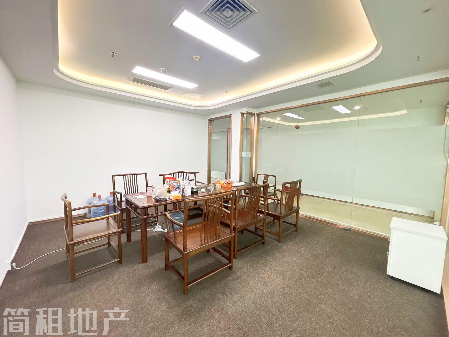 西丽波顿大厦 精装326平 4+1格局 东南双面采光 配办公家私_简租地产