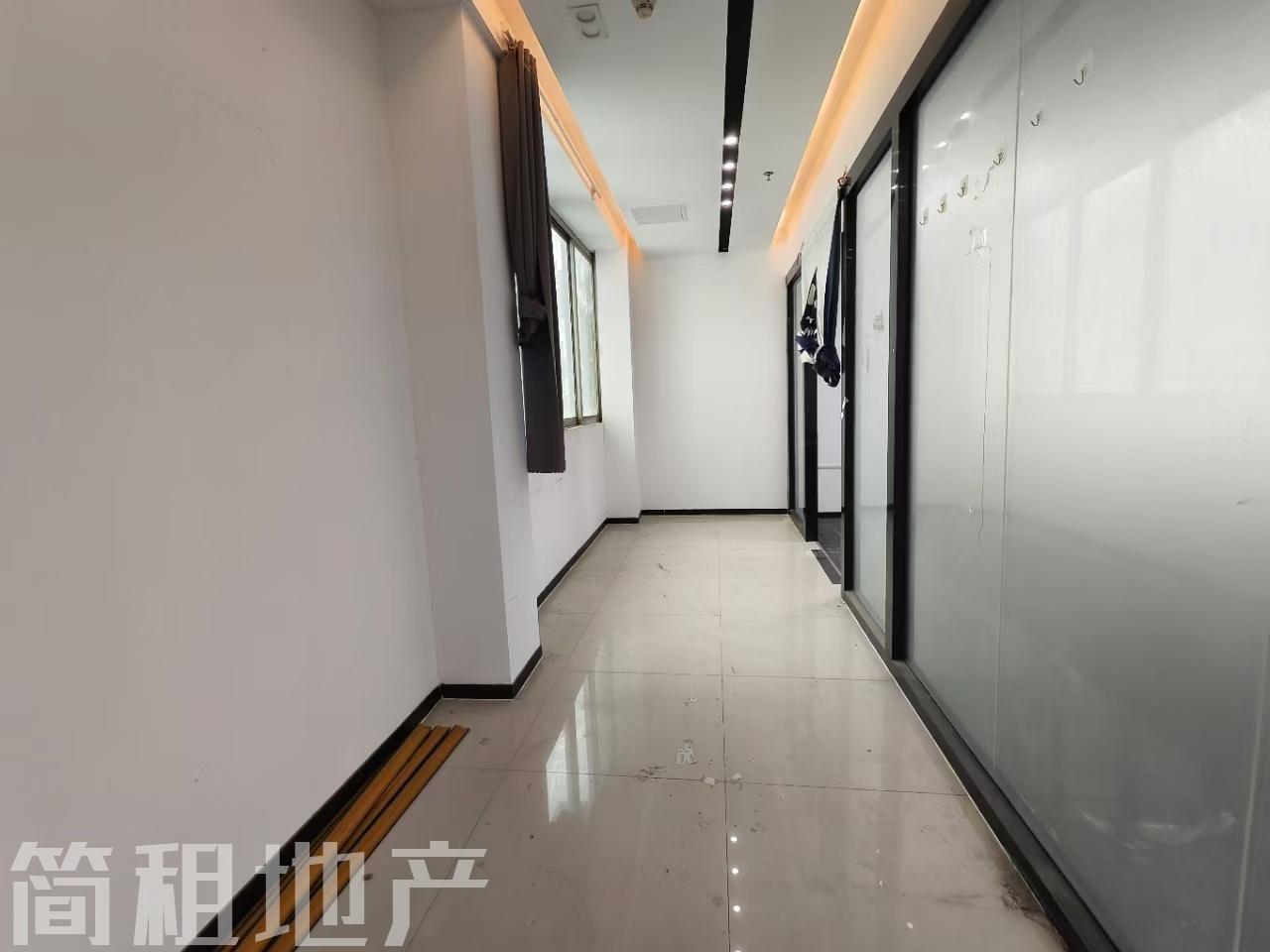 西乡 广兴源互联网产业基地 精装482平 6+1格局 双面采光 地铁口_简租地产