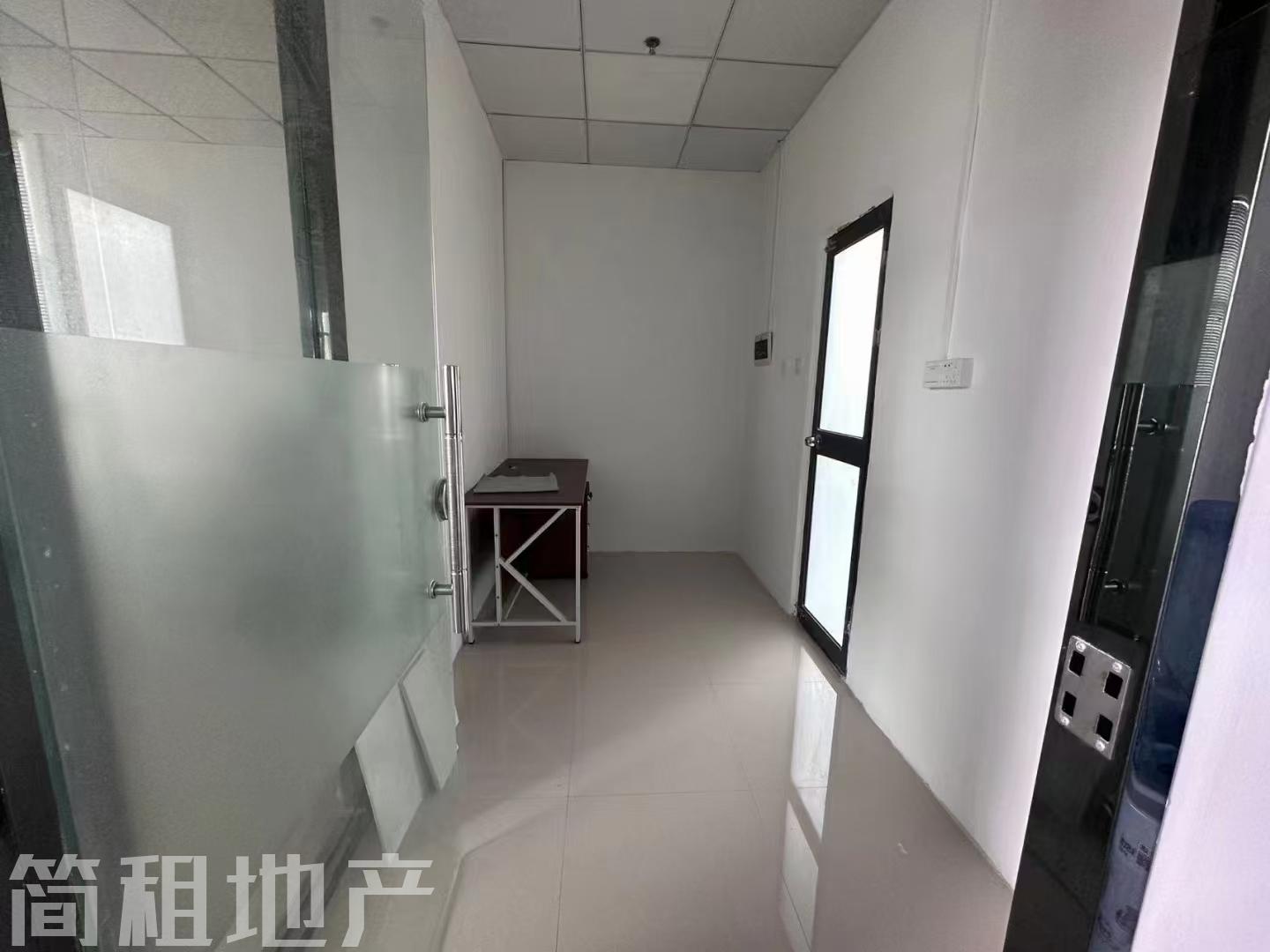 龙华大浪 国乐科技园 精装200平 2+1 带家私 拎包办公_简租地产